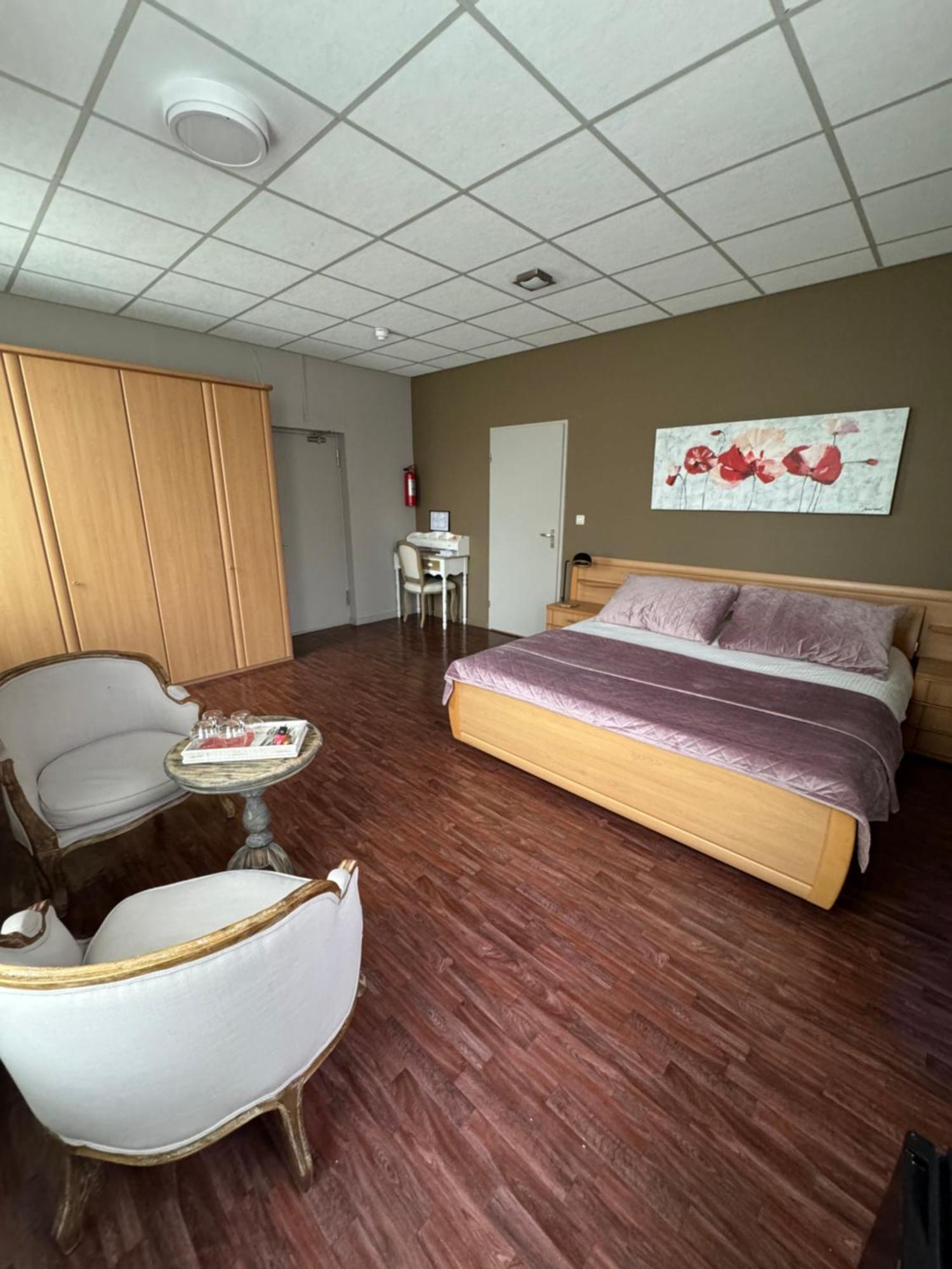 Bed and Breakfast Ouwe Schuure Слейс Екстер'єр фото